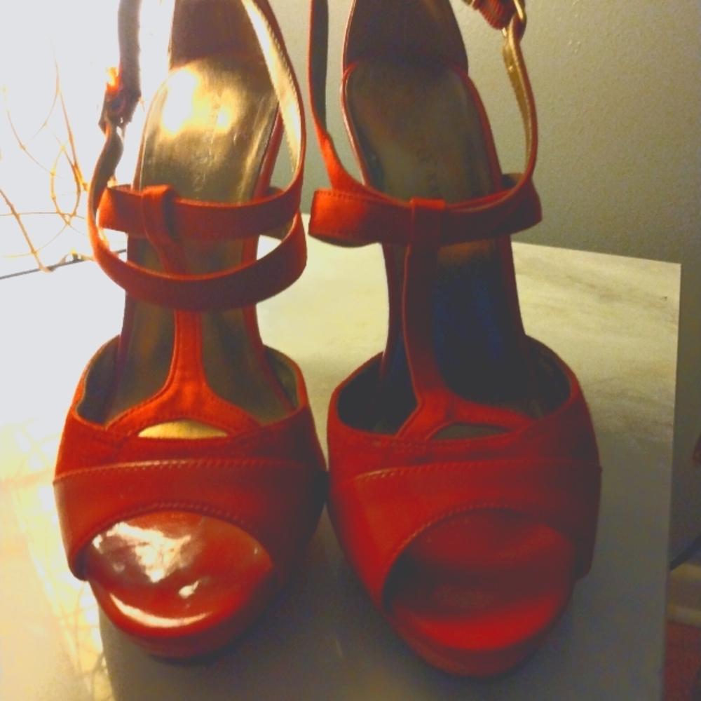 Red Stilleto